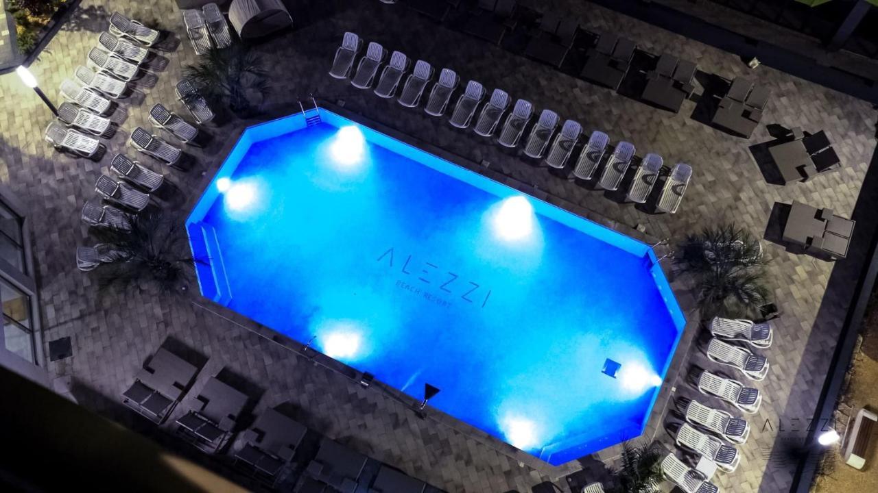 Isabelle Apartament Alezzi Beach Resort Mamaia Nord ナボダリ エクステリア 写真