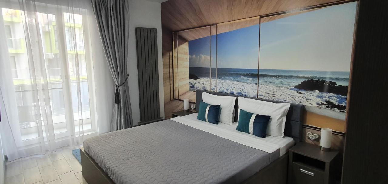 Isabelle Apartament Alezzi Beach Resort Mamaia Nord ナボダリ エクステリア 写真
