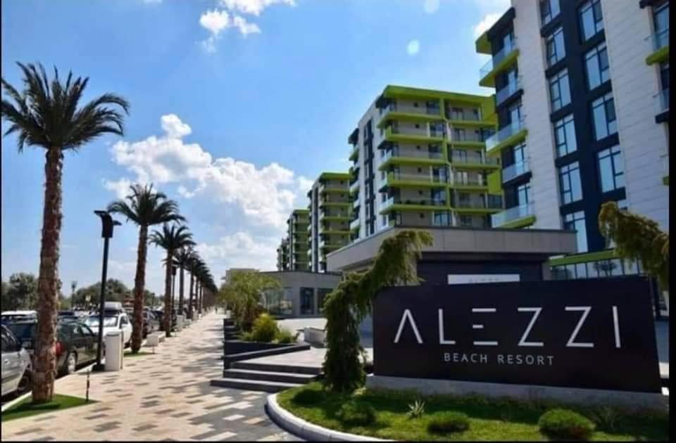 Isabelle Apartament Alezzi Beach Resort Mamaia Nord ナボダリ エクステリア 写真