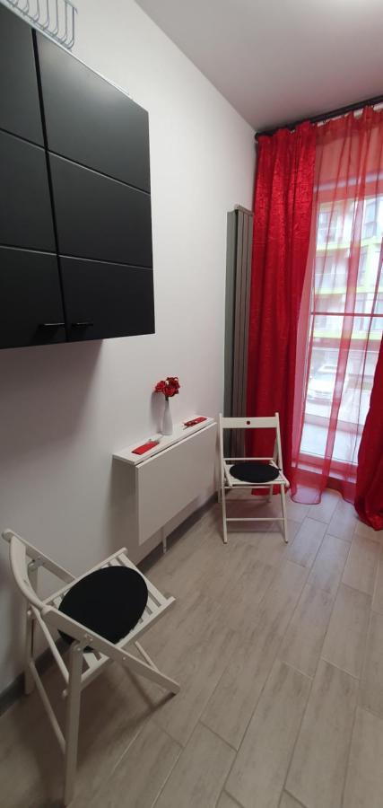 Isabelle Apartament Alezzi Beach Resort Mamaia Nord ナボダリ エクステリア 写真